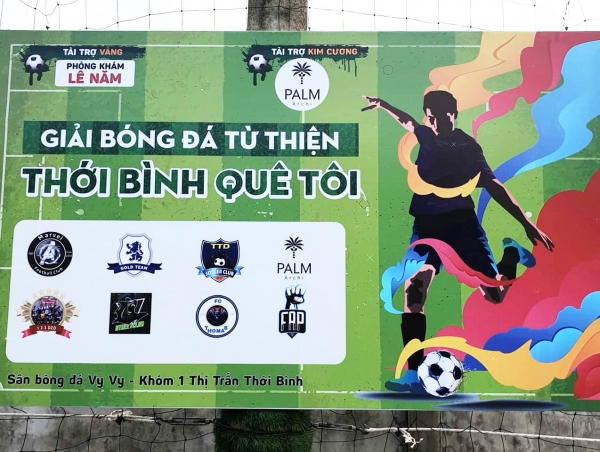 Phát Quà Từ Thiện