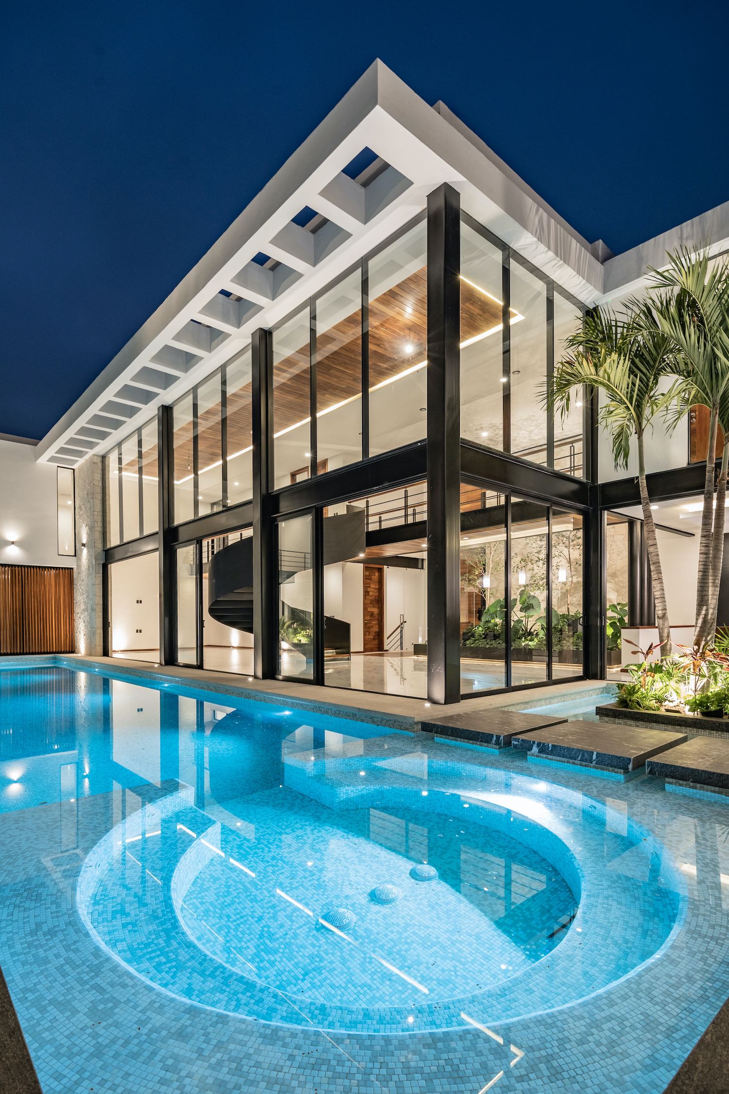 VILLA 02