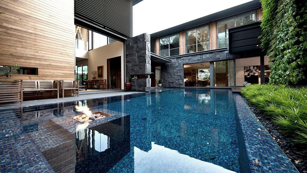 VILLA 04