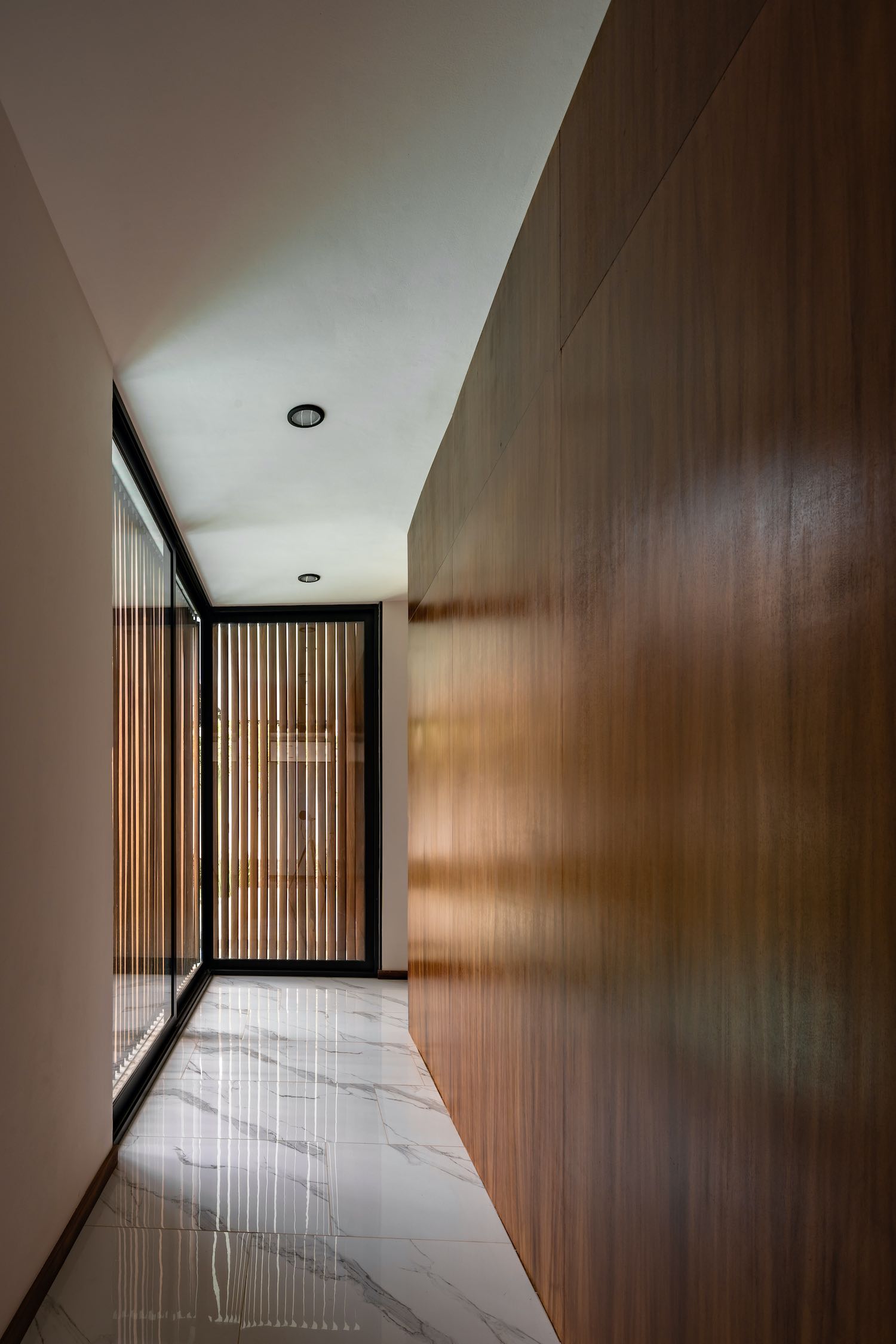 VILLA 02