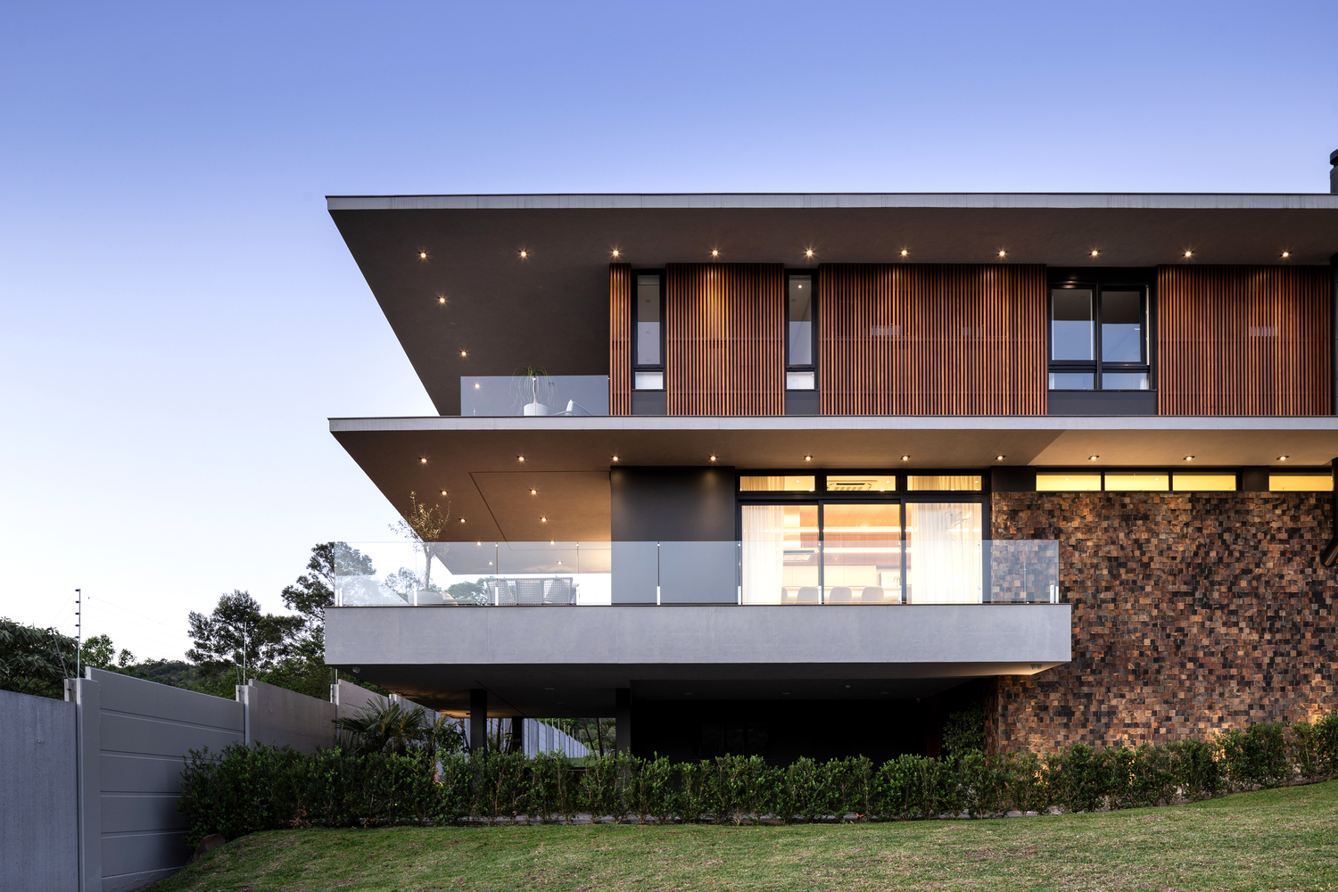 VILLA 06