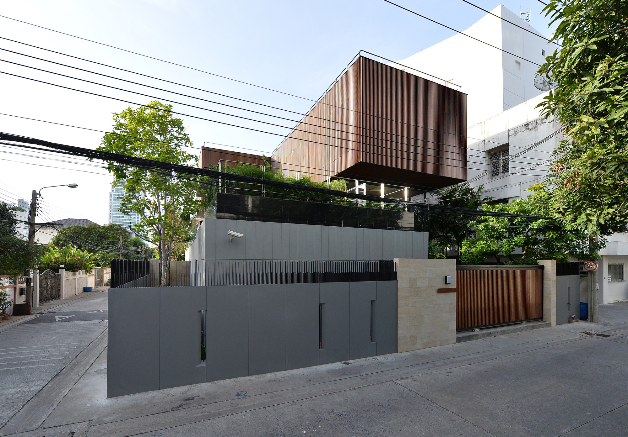 VILLA 05