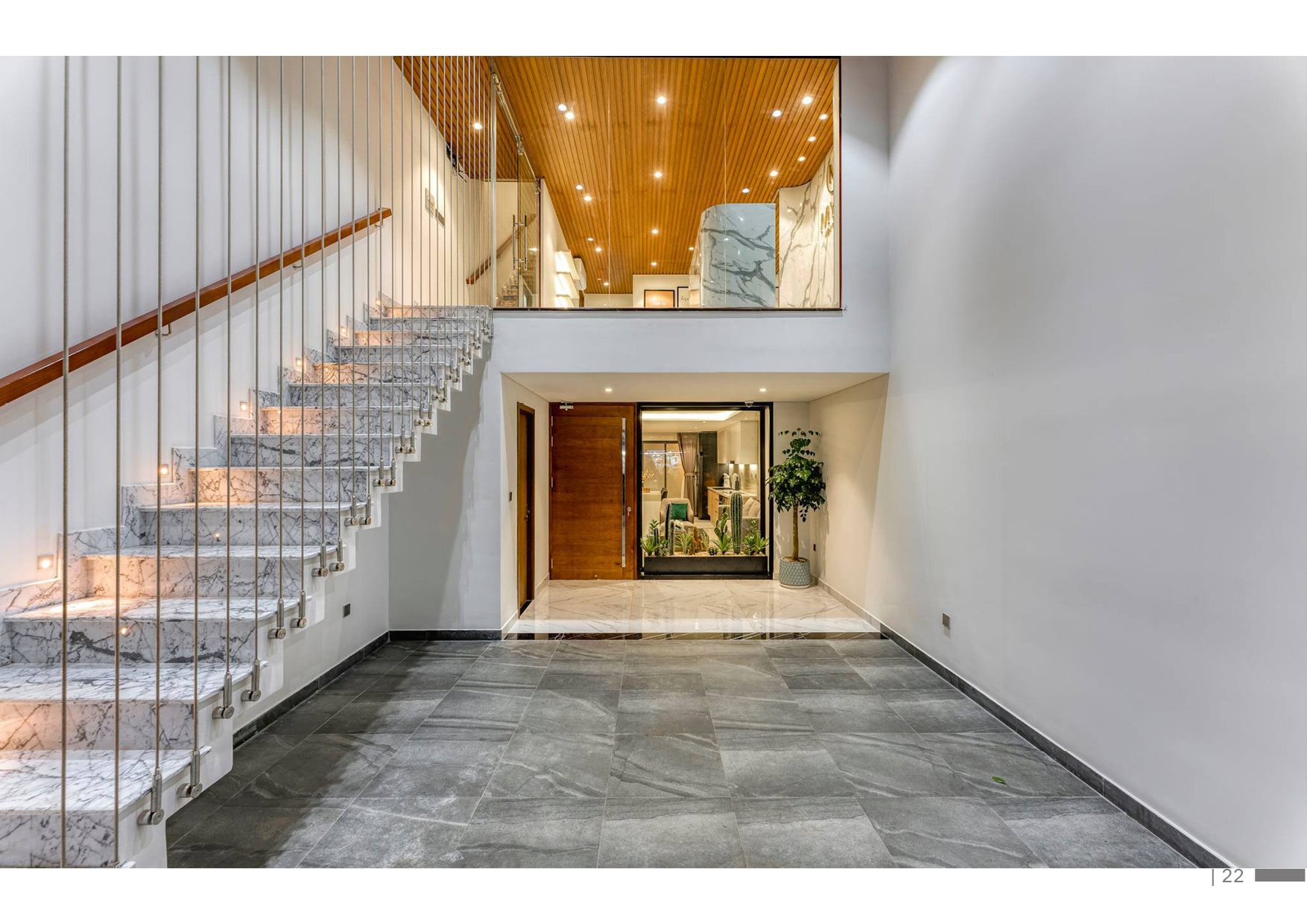 AKQ_HOUSE