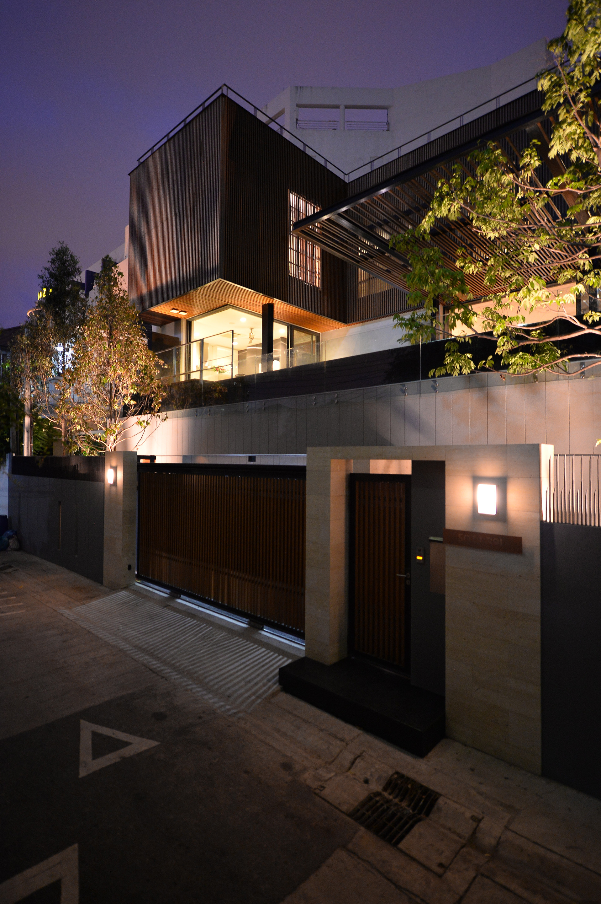 VILLA 05