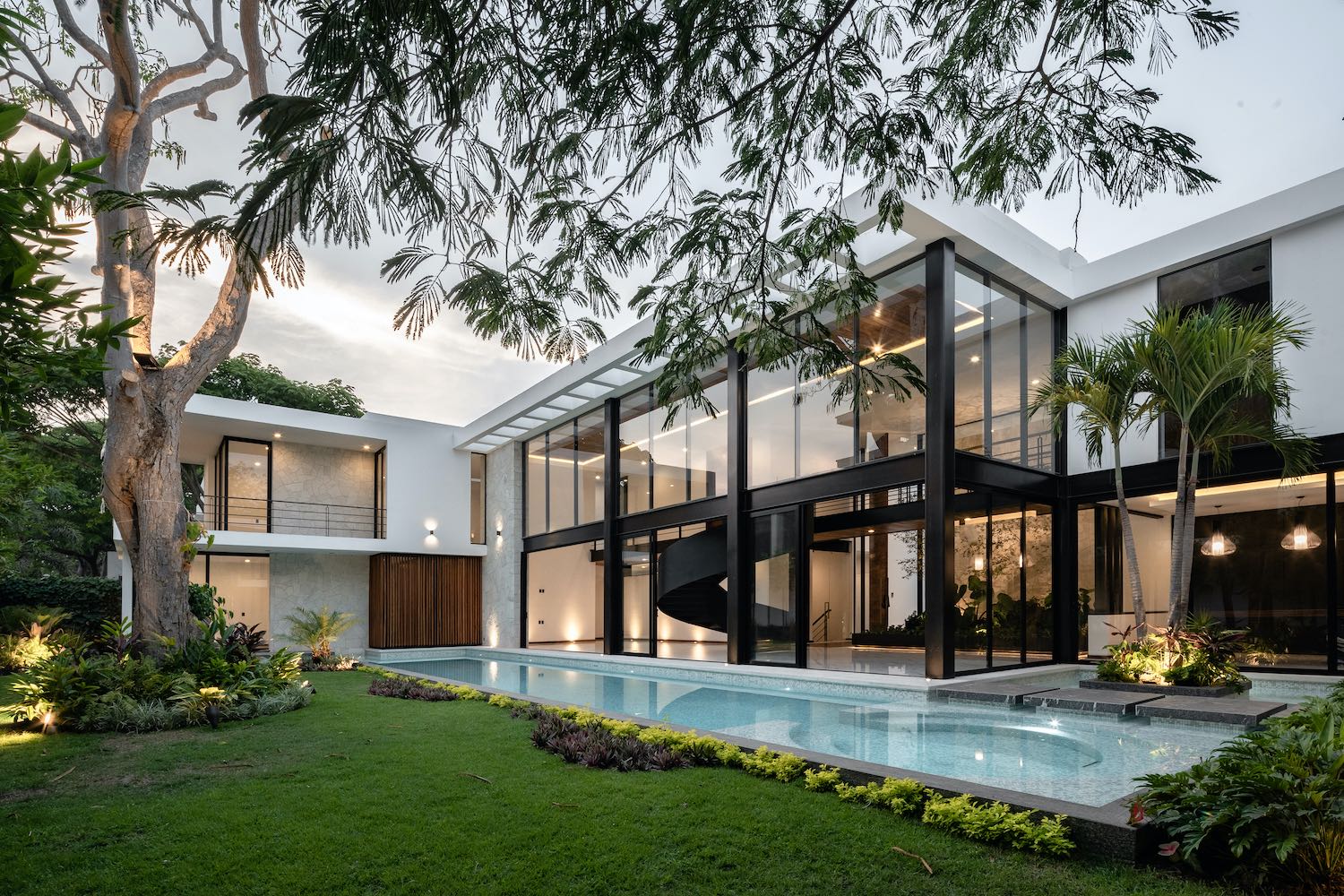 VILLA 02