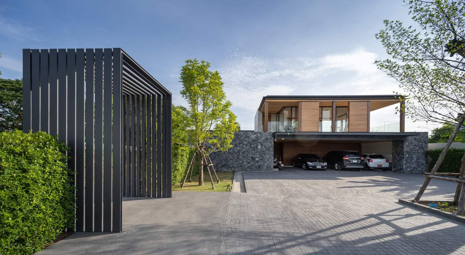 VILLA 08
