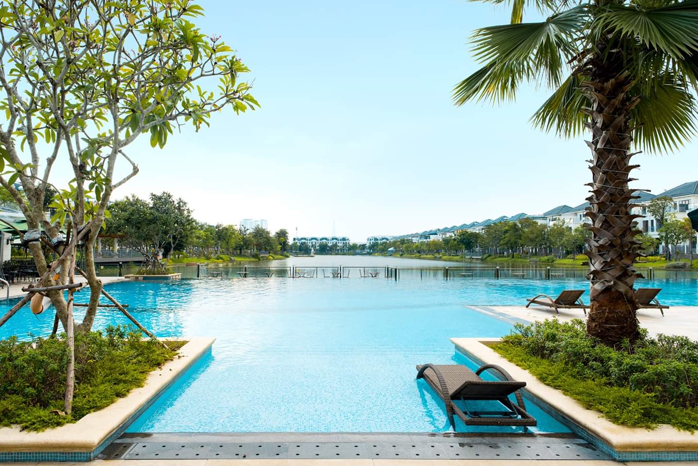NHÀ MẪU LAKEVIEW