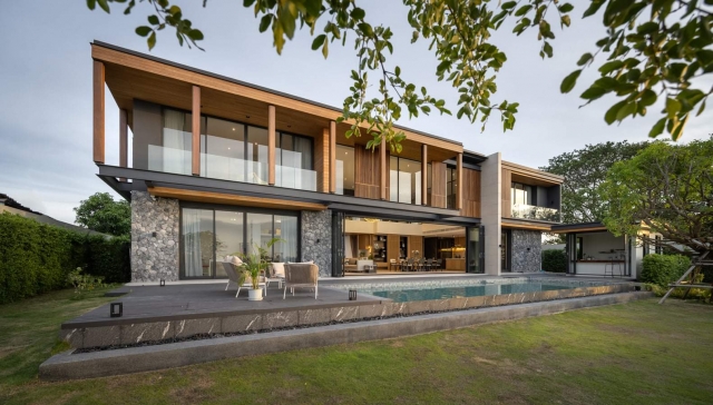 VILLA 08